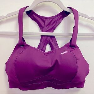 Brooks Juno sports bra